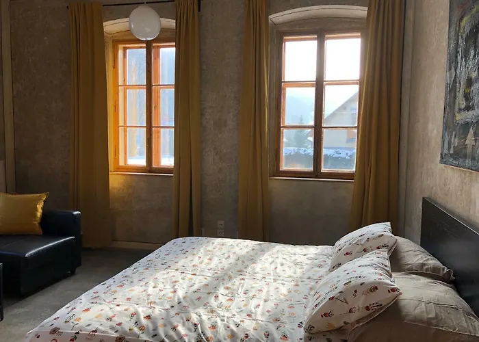 83 Apartament *